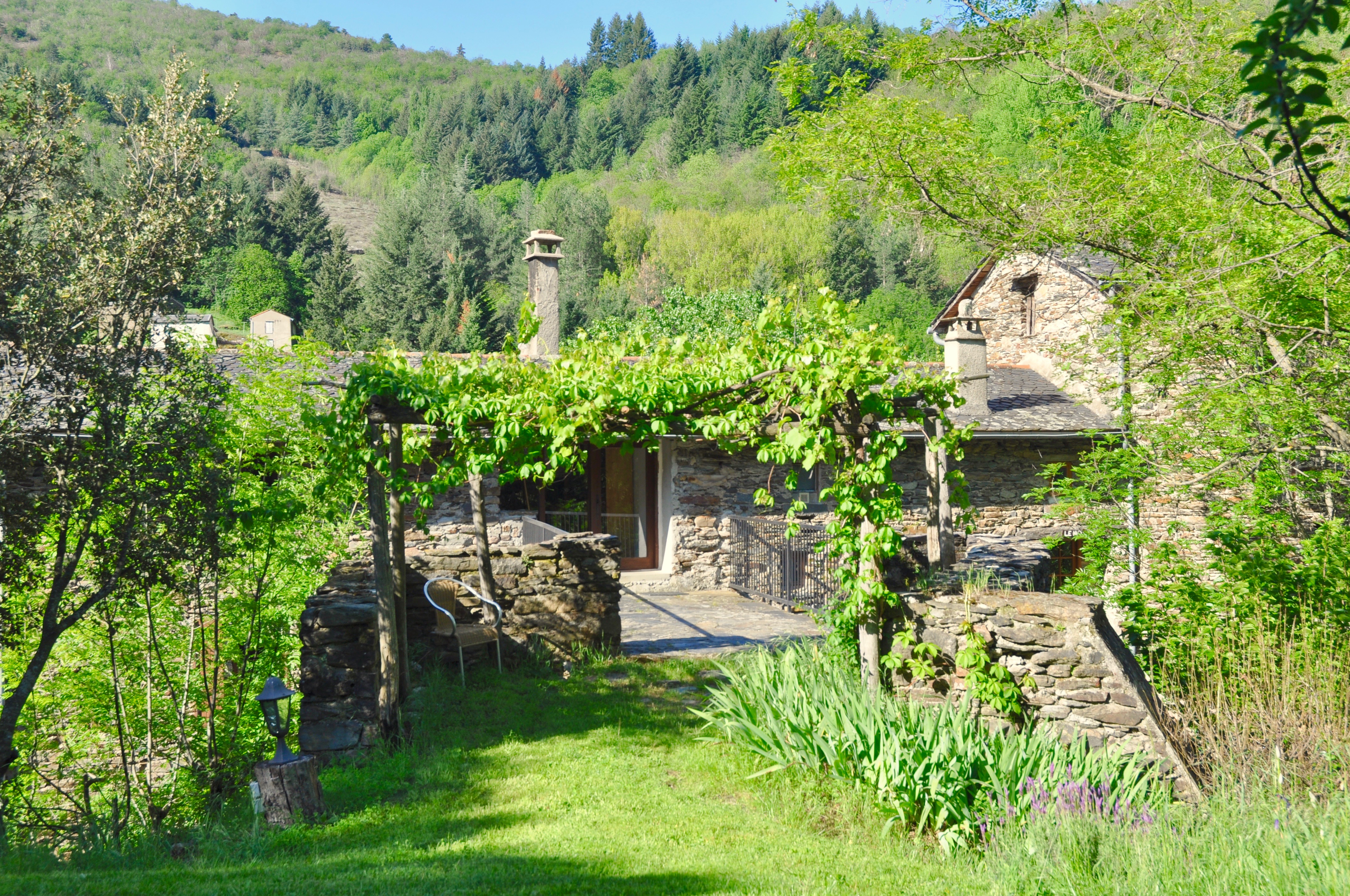 Le Jardin du Loft - Les Gites de Gardoussel 2